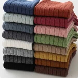 New lot  of 5 pair of baby knee high socks 0-6 months